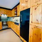 House & Living Junbi * Laax