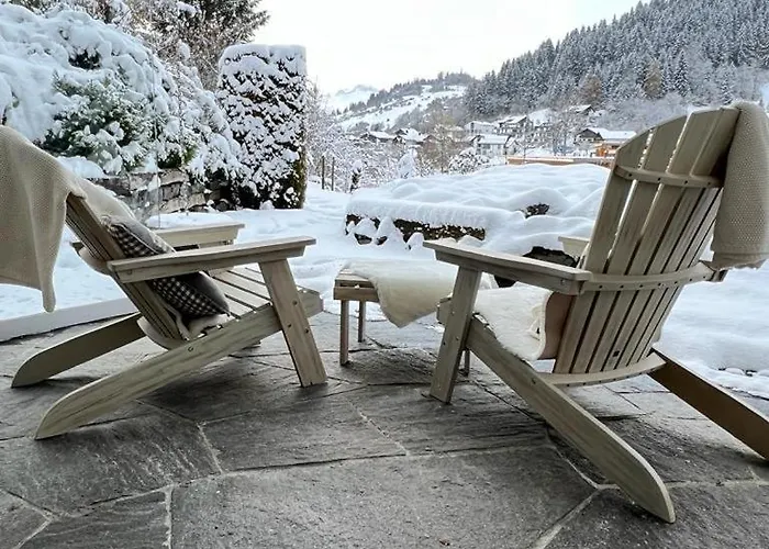 House & Living Junbi Apartment