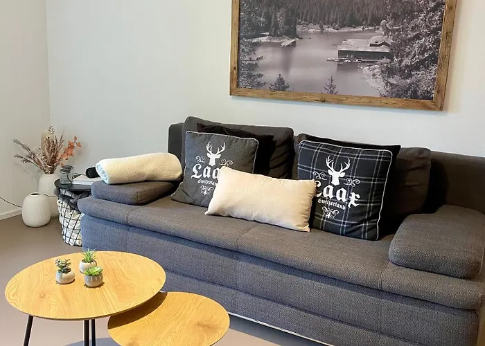 House & Living Junbi Apartment